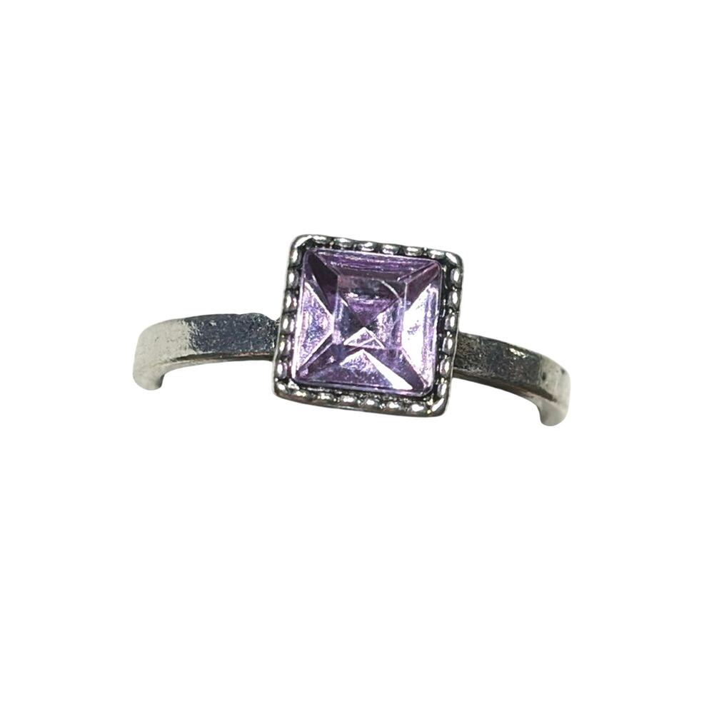 Silver Tone Lavender Princess Cut Ring Size 7.75 Vintage Inspired